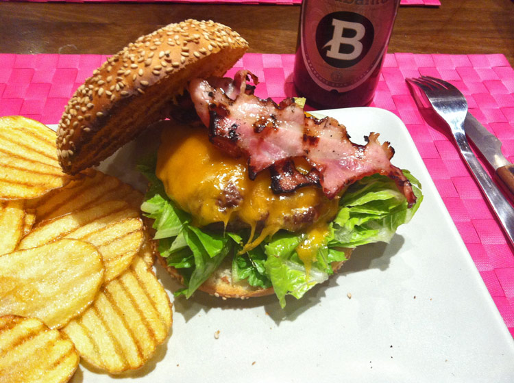 Hamburguesa mordisco de neu