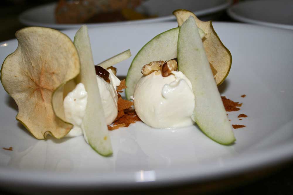 Manzana e Idiazábal, postre en El Triciclo