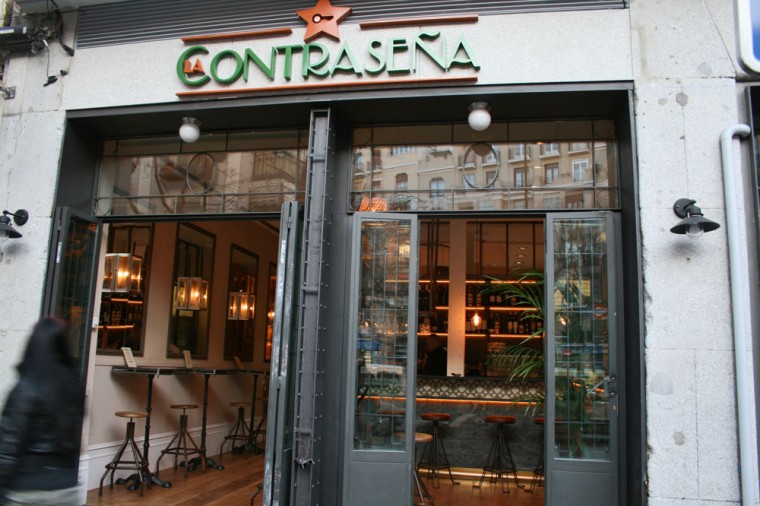 Restaurante y Lounge Bar La Contraseña en Ponzano