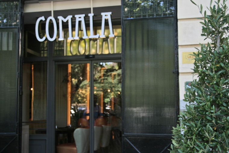 Comala de Abraham García en Plaza de la Lealtad de Madrid
