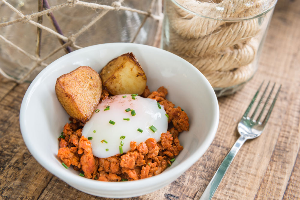 Huevos, cachelos asados y zorza en Atlántico Casa de Petiscos